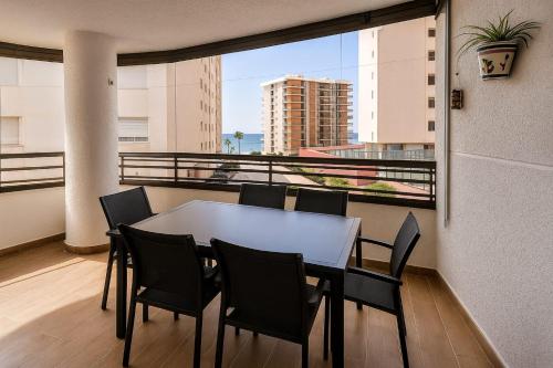 Apartamento "Casa Montes" con Piscina, Wifi y Parking Gratis!