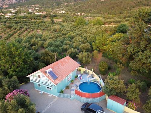 THE CABIN, KYPARISSIA