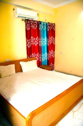 Katil atau katil-katil dalam bilik di The Royale Retreat Apartment