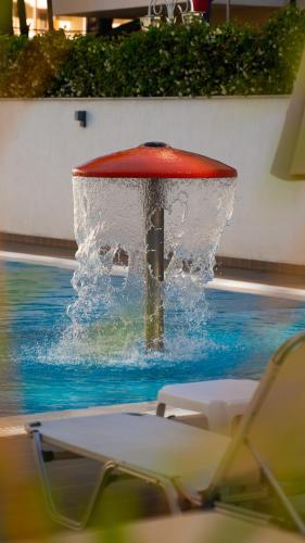 Bazén v ubytování Hotel Kapri nebo v jeho okolí