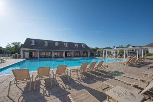 Bazén v ubytování Wyndham Kingsgate 3BR Apartment with Resort Access nebo v jeho okolí