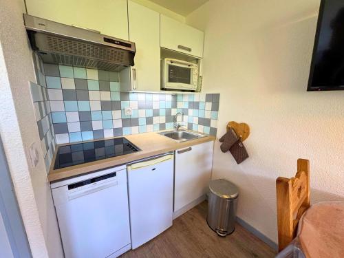 Studio cabine cosy aux Menuires, 3 pers, pied des pistes, balcon, proche commodités - FR-1-452-291