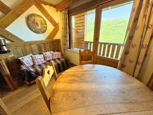 Studio Style Chalet pour 3 Pers, Balcon, Pied des Pistes, Réberty 2000 - FR-1-452-85