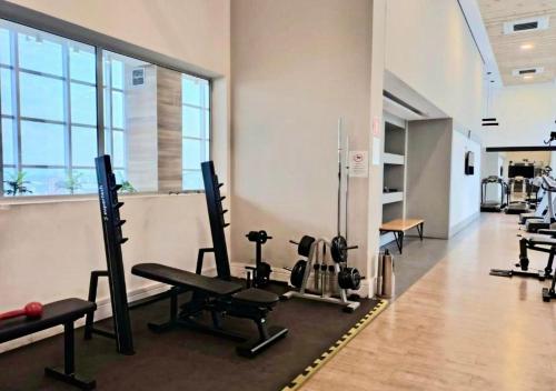 Γυμναστήριο ή/και όργανα γυμναστικής στο Studio Charmoso e Aconchegante em Osasco