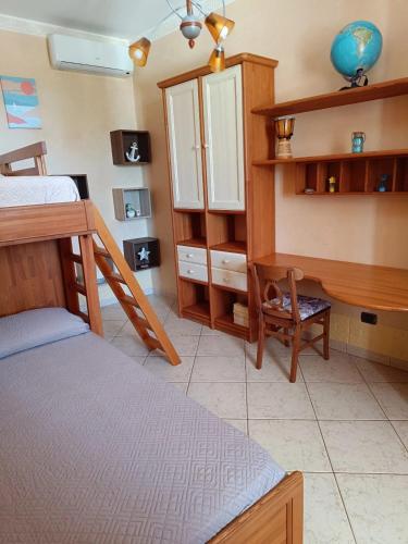 Kuchyň nebo kuchyňský kout v ubytování Villa Sideris