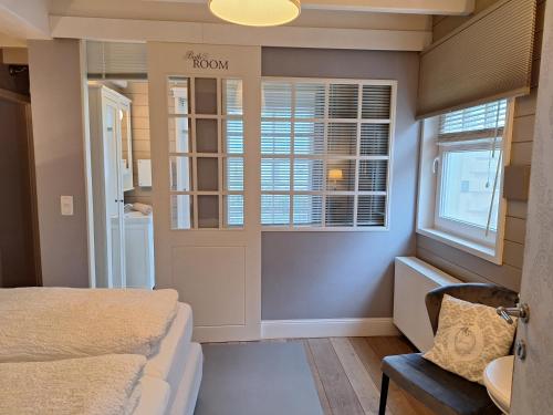 Casa-Cosi, tourist & business suites & flats with reserved parking included, private sauna bookableにあるベッド