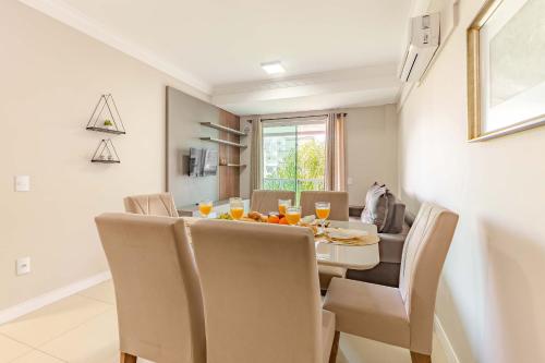 Χώρος καθιστικού στο Apto Aconchegante - Condominio com Piscina