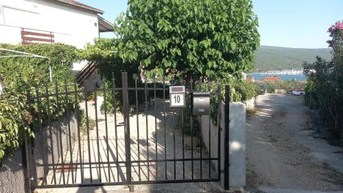 Gallery image of Apartment Slavica in Kornić