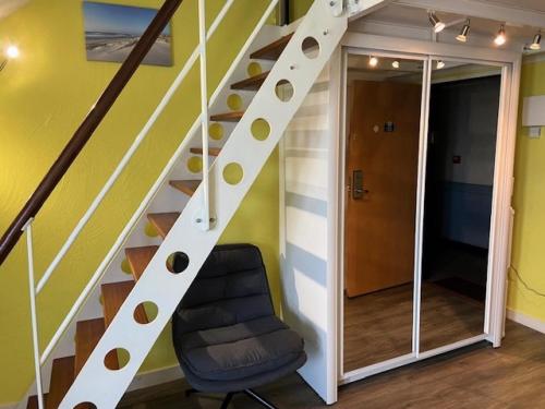 Photo de la galerie de l'établissement Résidence Saint Goustan - maeva Home - Studio duplex avec mezzanine 5 personnes - Prestige MAE-6951, au Croisic