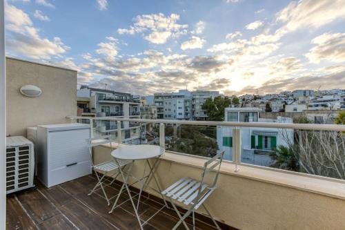 Balkón nebo terasa v ubytování Swieqi Luxury Charm 2 Central Hillside View