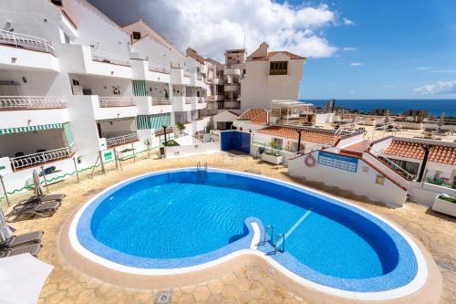 Kolam renang di atau dekat dengan Diamante Azul - Pool & Sea View, Heated Pool
