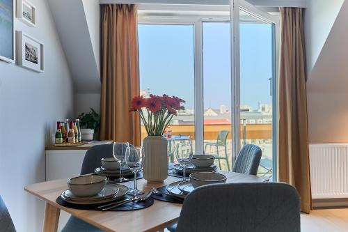 Golden Hour Apartments - Słowiański 38