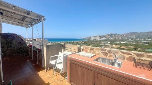 Rooftop Sea View Apartment by South Costa