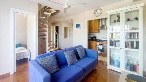 Rooftop Sea View Apartment by South Costa