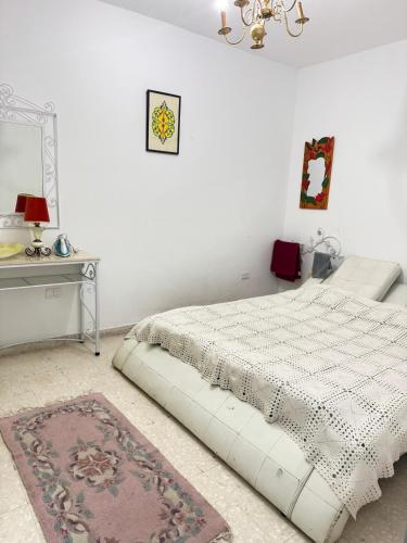 RDC de villa Marsa cité tabbak
