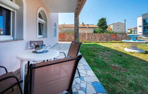 Stunning Apartment In Pula With Wifi