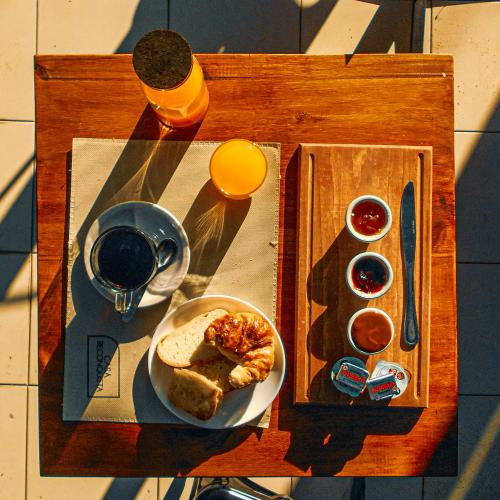 Jídlo v hotelu nebo okolí