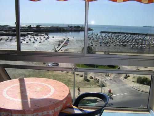 Photo de la galerie de l'établissement Résidence L Olympus - Location de Vacances - PORNICHET- Studio Face Port MAE-9431, à Pornichet