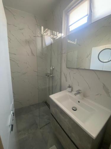 DUNJA apartment photo 3