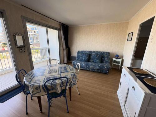 Photo de la galerie de l'établissement Résidence Mar-21-pornichet - Location de Vacances - PORNICHET Face Port MAE-2543, à Pornichet