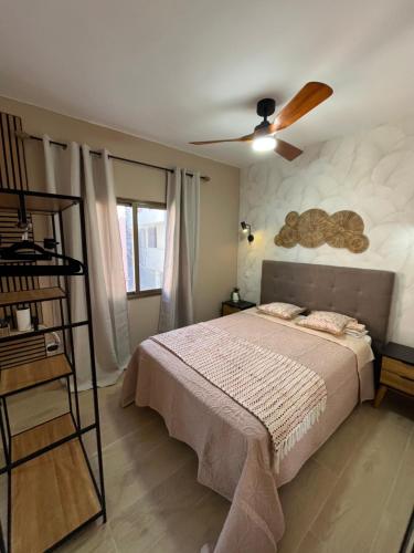 CORNELIAS HOME Estudio 5B between LAS VISTAS & LOS CRISTIANOS BEACH