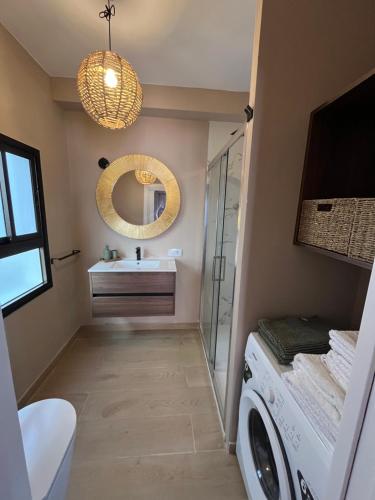 CORNELIAS HOME Estudio 5B between LAS VISTAS & LOS CRISTIANOS BEACH