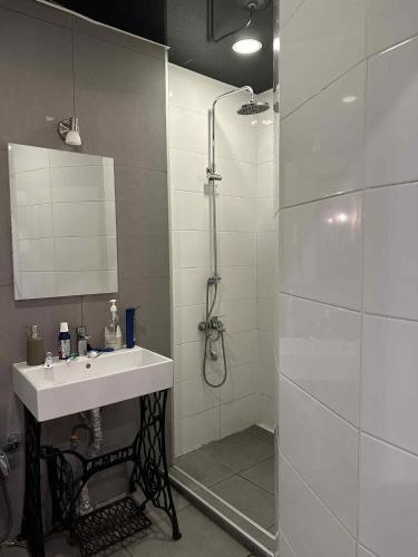 Ванная комната в Magical forest House in the center of old City