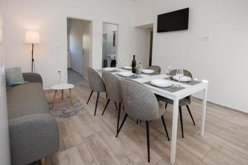 Apartments Matea