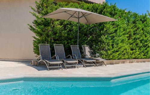 Lovely Apartment In Pula With Wifi