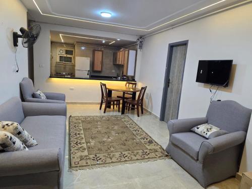 Pyramids Private Gate