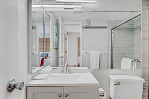Koupelna v ubytování Stay Together in Style - 1 Bedroom Apartment with View 656