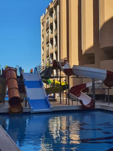 جوليانا بيتش ريزورت