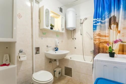 Apartments with WiFi Split - 23529