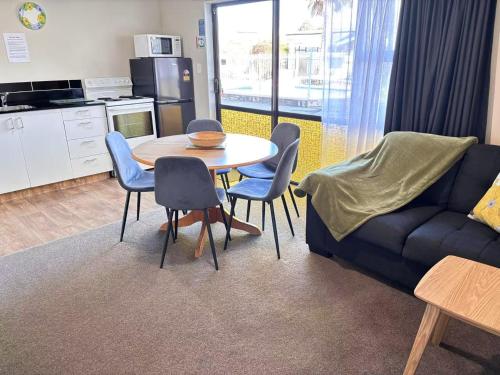 Kuchyň nebo kuchyňský kout v ubytování Arcadia Motel