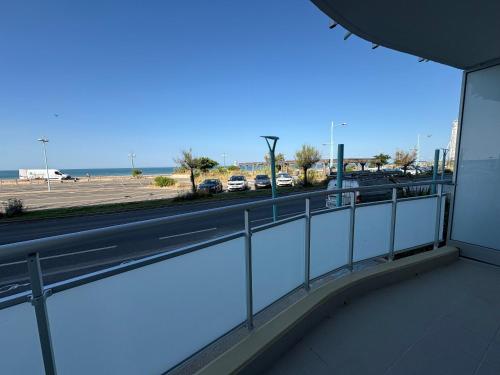 Bel appartement 2 chambres, pour 6 pers., face mer, à 50m de la plage - FR-1-323-297