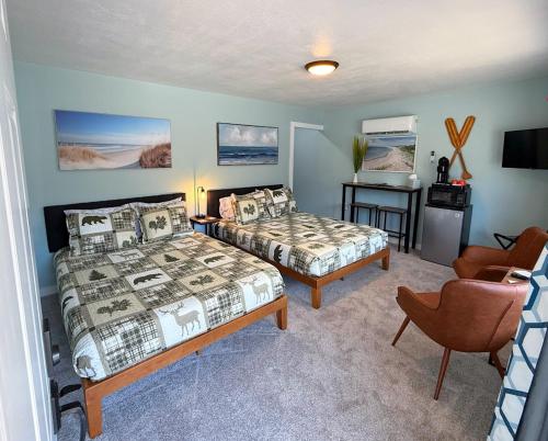 Ένα ή περισσότερα κρεβάτια σε δωμάτιο στο Hillcrest Motel