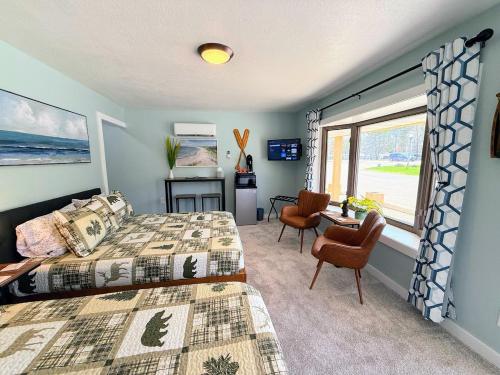 Ένα ή περισσότερα κρεβάτια σε δωμάτιο στο Hillcrest Motel