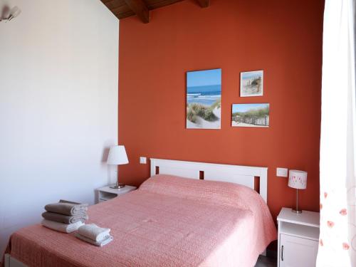 Ένα ή περισσότερα κρεβάτια σε δωμάτιο στο Ferienwohnung mit Pool und Panoramablick