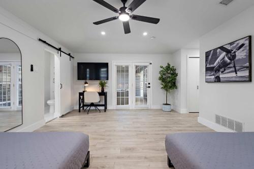 Χώρος καθιστικού στο Family Platinum Escape with Heated Pool and Gameroom