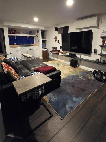 Χώρος καθιστικού στο House 15 mins from Woodstock NY with stunning views