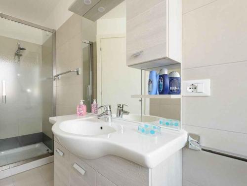 Ένα μπάνιο στο Apartment in Lignano Sabbiadoro 21782