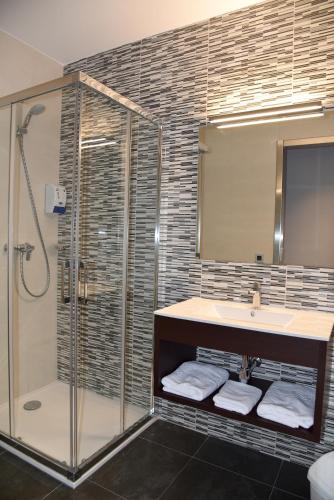 Un baño de Hotel Julimar