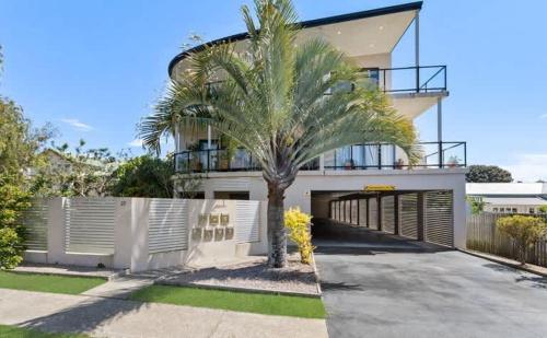 Το κτήριο όπου στεγάζεται  το διαμέρισμα