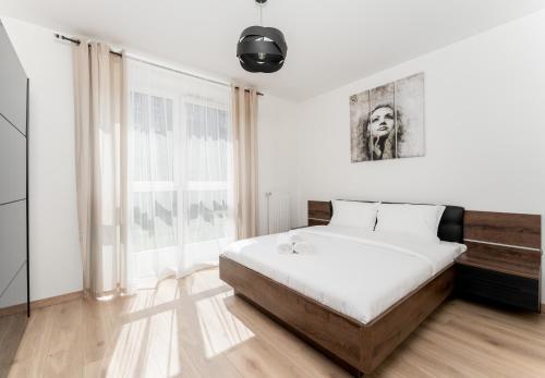 Zabłocie Deluxe Apartment by BookingHost