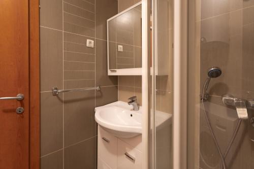 Apartment Martin Makarska, 80m from the beach