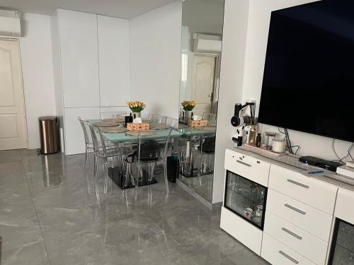 Cosmina Residence