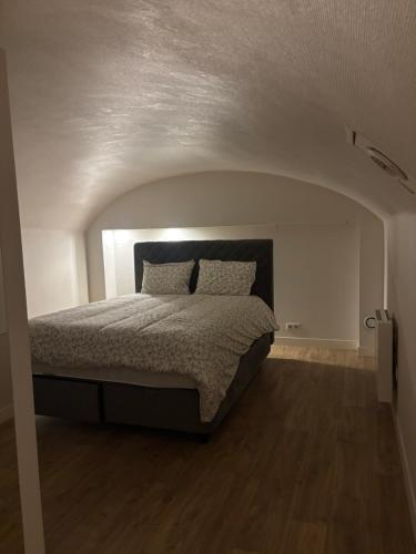 Postel nebo postele na pokoji v ubytování Logement spacieux à 15mn de Paris