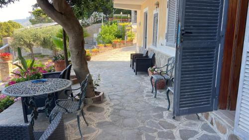 Galeriebild der Unterkunft Donna Laura Sea Front in Santa Maria di Castellabate