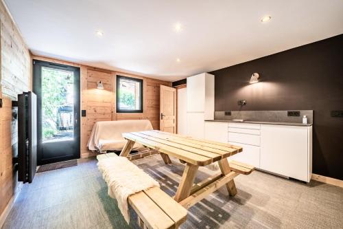 Les Prodains RDC Appartement 4 à 6 personnes à 100m de l'office de tourisme