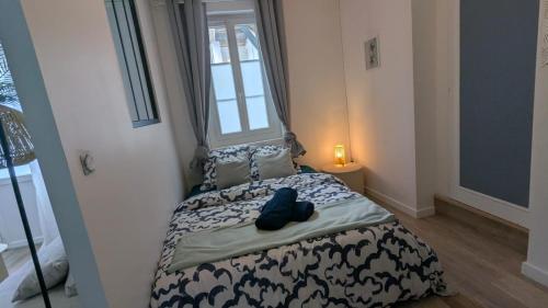 Postel nebo postele na pokoji v ubytování Cosy Lila - T1 - Centre ville